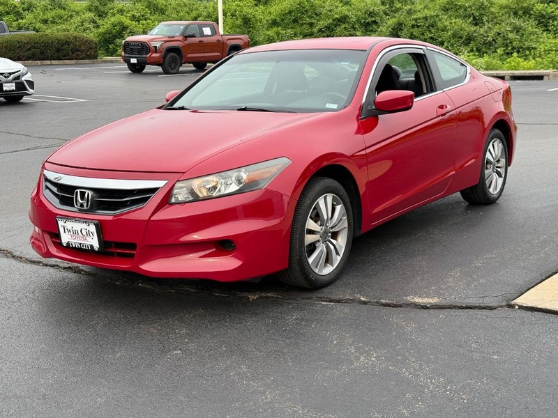 Honda Accord Coupe Vehicle Image 8