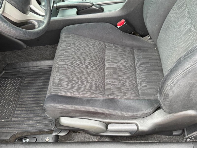 Honda Accord Coupe Vehicle Image 13