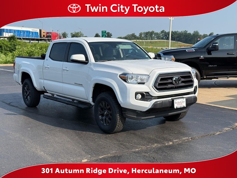 Used 2022 Toyota Tacoma SR5 with VIN 3TYDZ5BN0NT015748 for sale in Herculaneum, MO