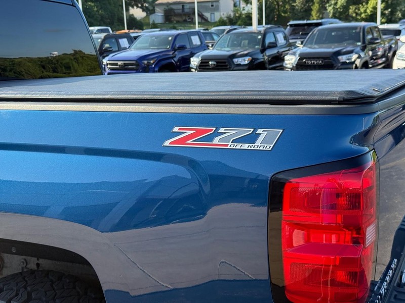 Chevrolet Silverado 1500 Vehicle Image 8