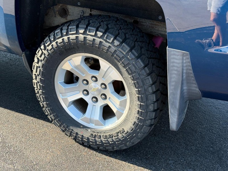 Chevrolet Silverado 1500 Vehicle Image 9