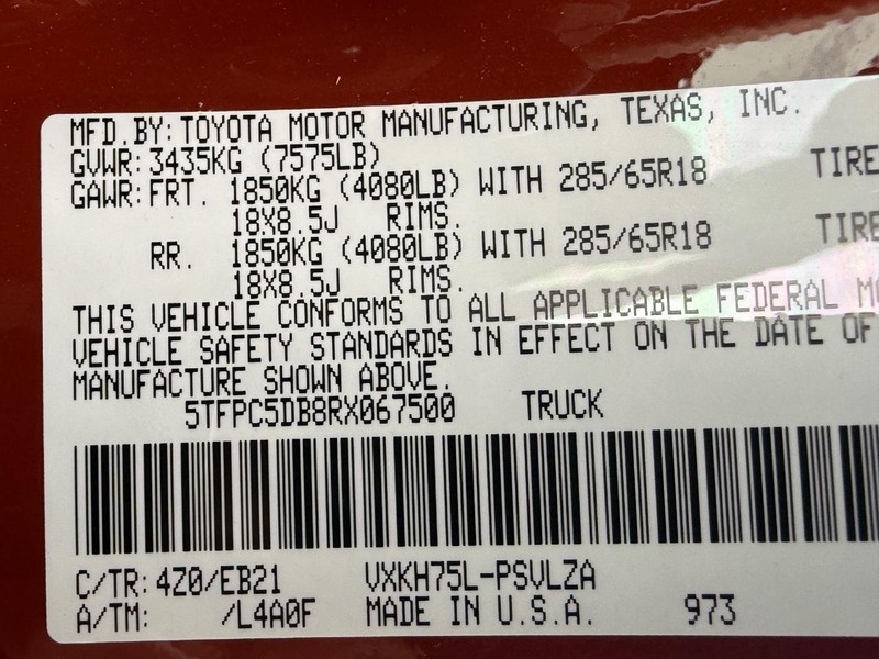 Toyota Tundra 4WD Hybrid Vehicle Image 26