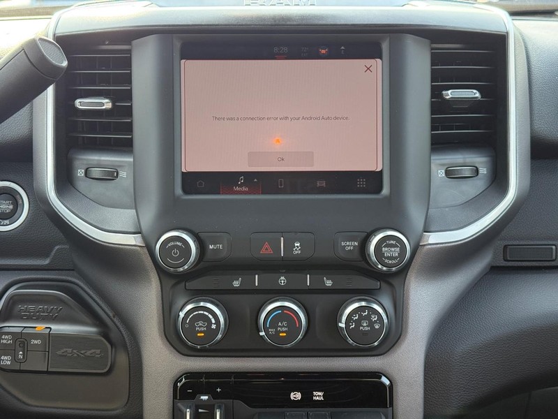 Ram 2500 Vehicle Image 15