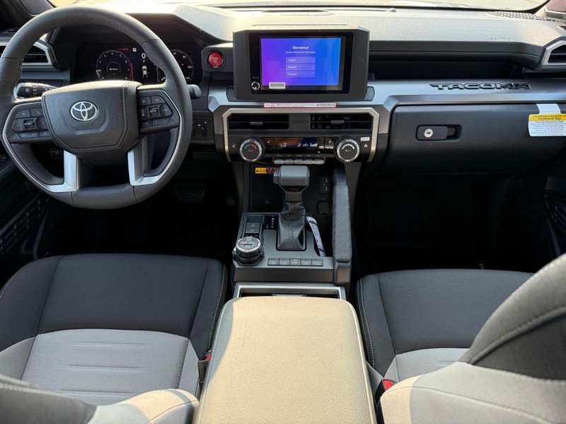 Toyota Tacoma 4WD Vehicle Image 7