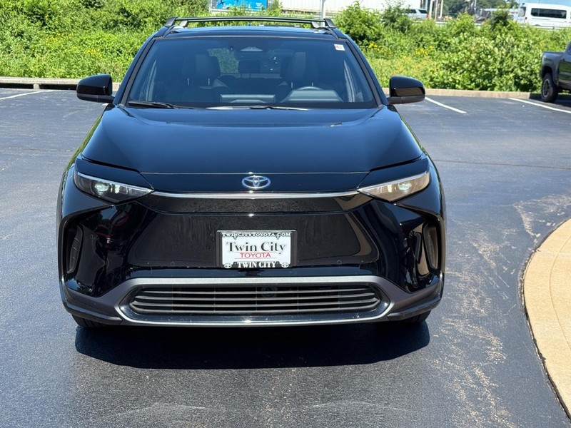 Toyota bZ4X Vehicle Image 10