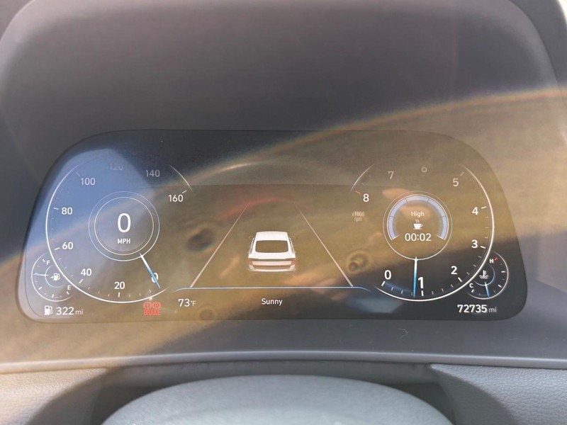 Hyundai Sonata Vehicle Image 18