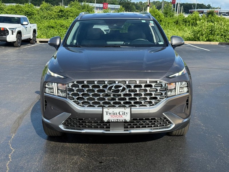 Hyundai Santa Fe Hybrid Vehicle Image 9