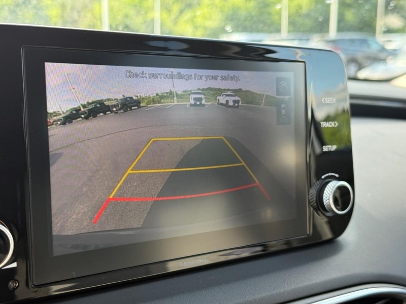 Hyundai Santa Fe Hybrid Vehicle Image 21