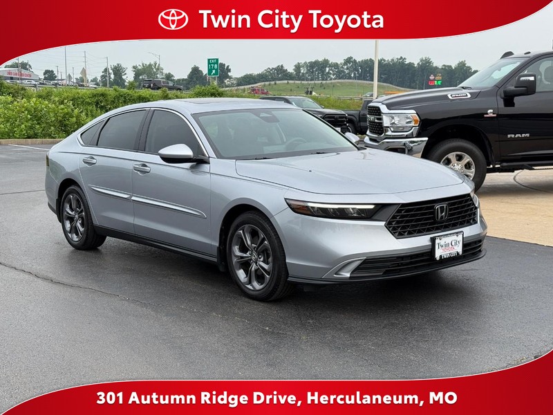 Used 2023 Honda Accord EX with VIN 1HGCY1F31PA047427 for sale in Herculaneum, MO
