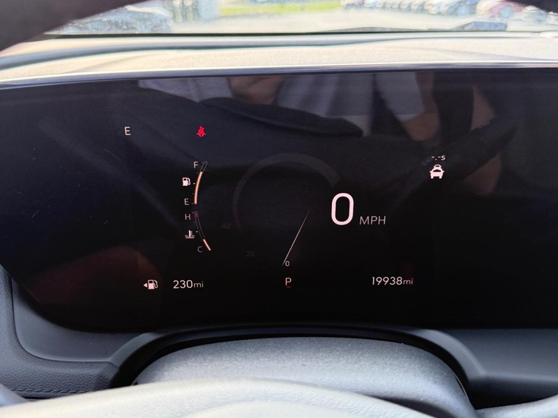 Buick Encore GX Vehicle Image 20