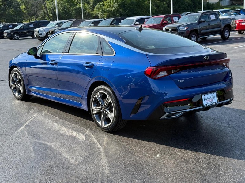 Kia K5 Vehicle Image 6