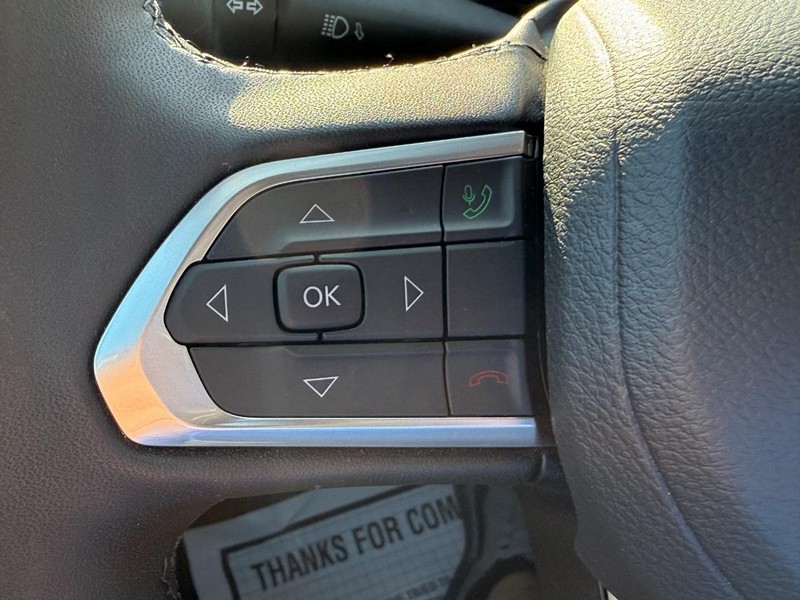 Jeep Compass Vehicle Image 17