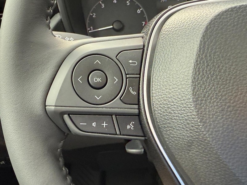 Toyota Corolla Cross Vehicle Image 12