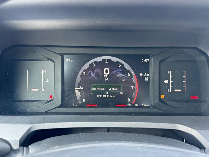 Toyota Tacoma 2WD Vehicle Image 11