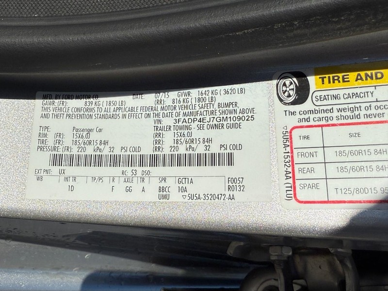 Ford Fiesta Vehicle Image 20