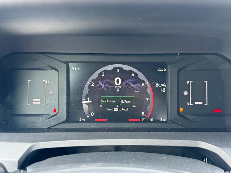 Toyota Tacoma 2WD Vehicle Image 11