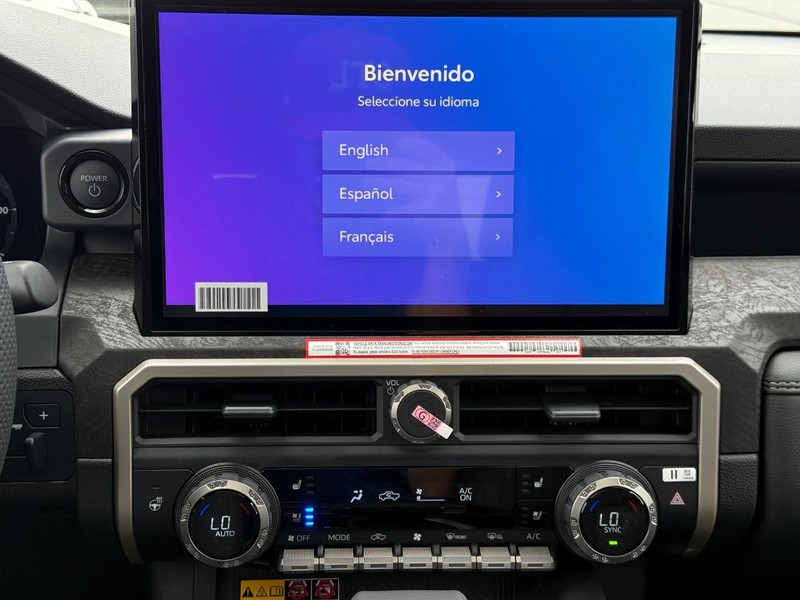 Toyota Tacoma 4WD Hybrid Vehicle Image 9