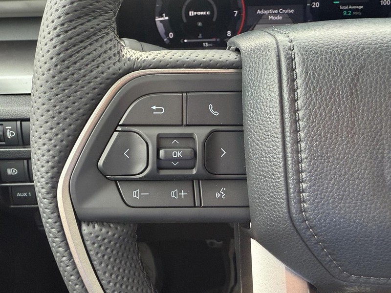 Toyota Tacoma 4WD Vehicle Image 13