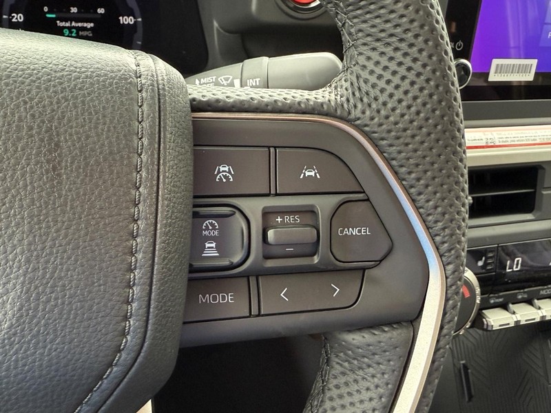 Toyota Tacoma 4WD Vehicle Image 14