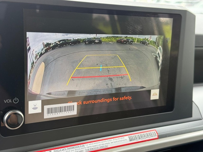 Toyota Tacoma 4WD Vehicle Image 16