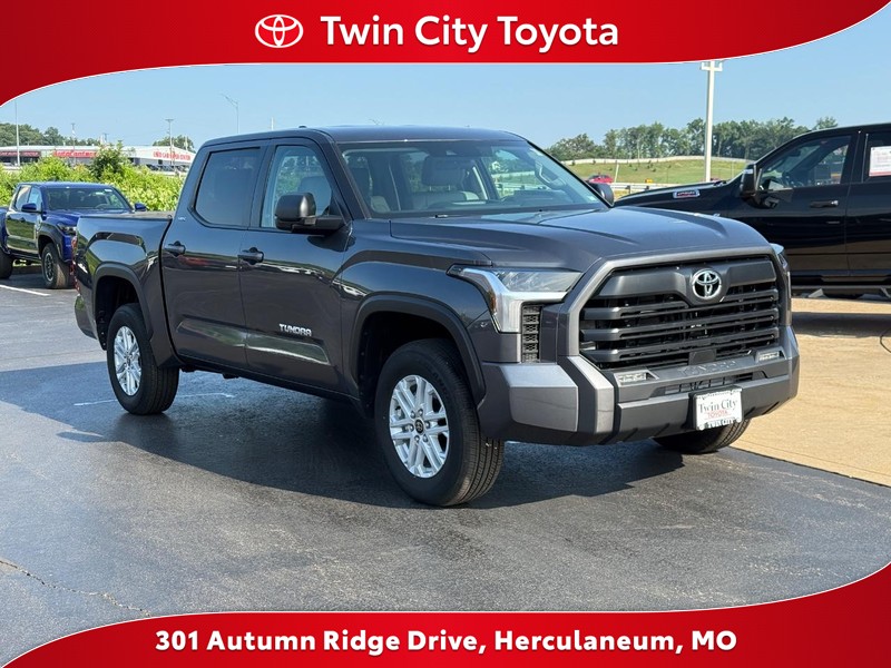Used 2024 Toyota Tundra SR5 with VIN 5TFLA5DB3RX230512 for sale in Herculaneum, MO