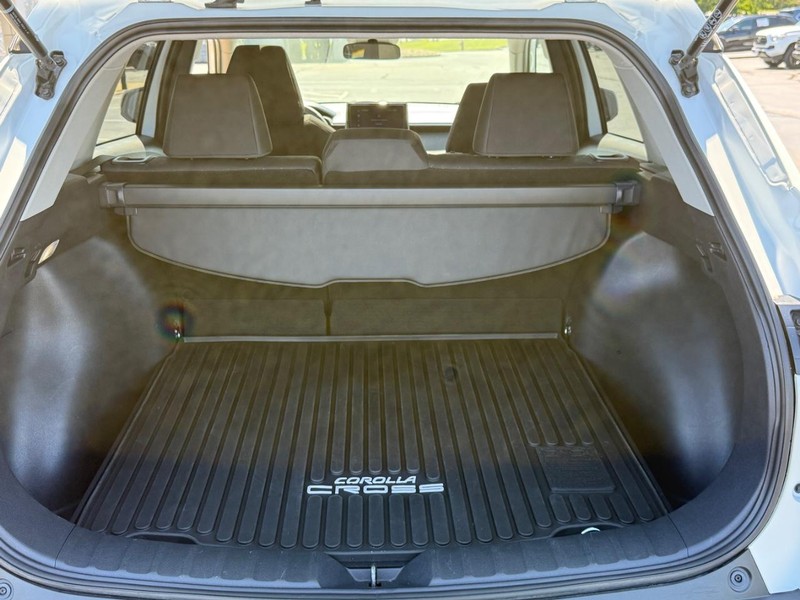 Toyota Corolla Cross Vehicle Image 4