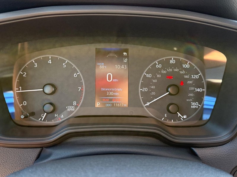 Toyota Corolla Cross Vehicle Image 19