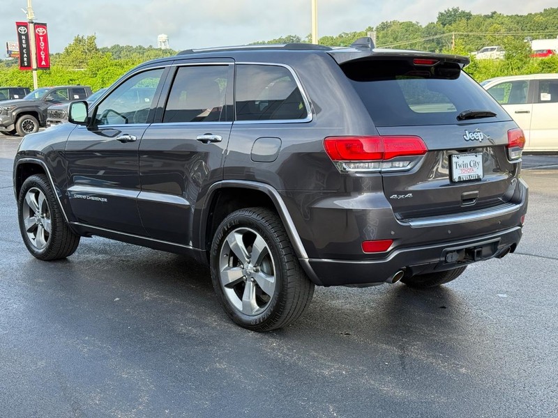 Jeep Grand Cherokee Vehicle Image 6