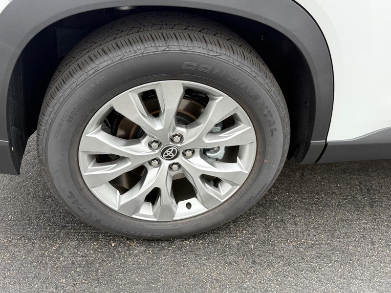 Toyota Grand Highlander Vehicle Image 5