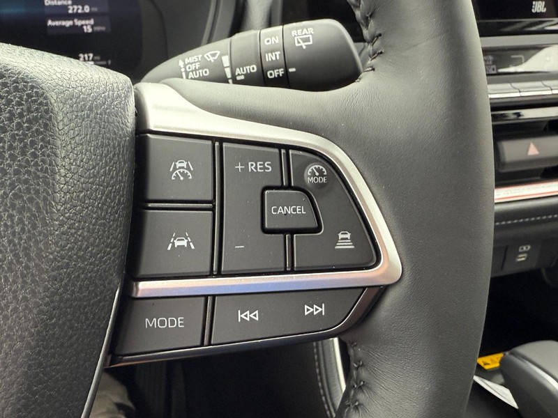 Toyota Grand Highlander Vehicle Image 15