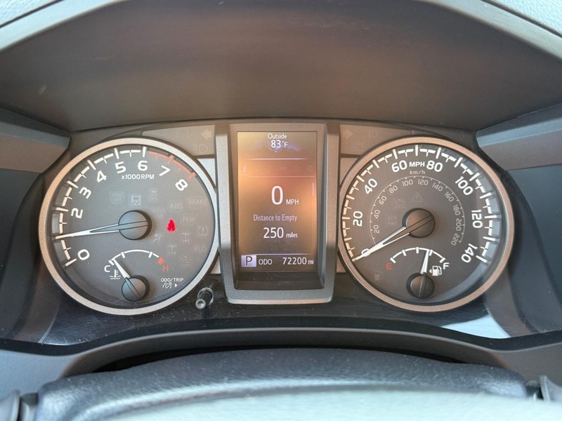 Toyota Tacoma 4WD Vehicle Image 20