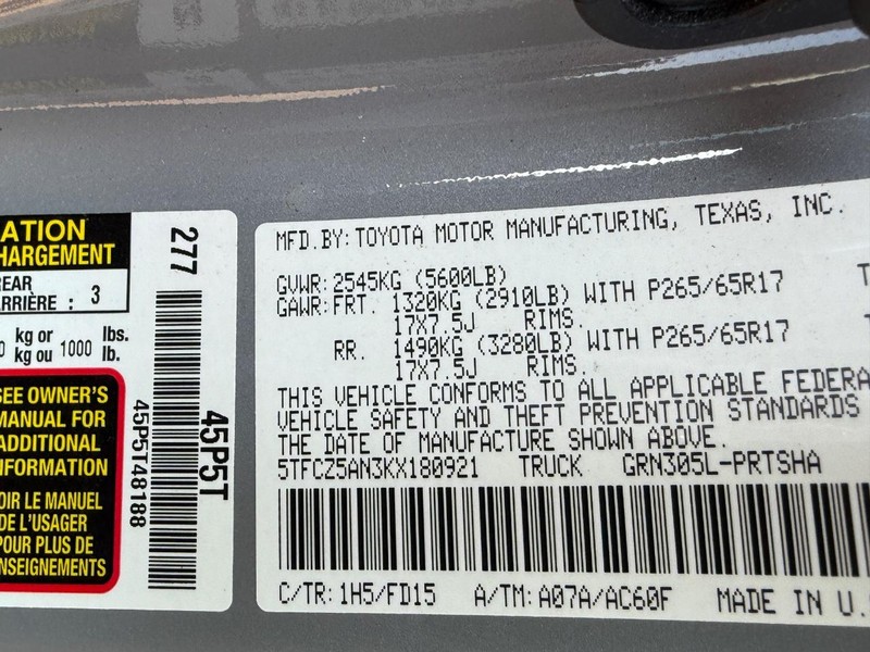 Toyota Tacoma 4WD Vehicle Image 23