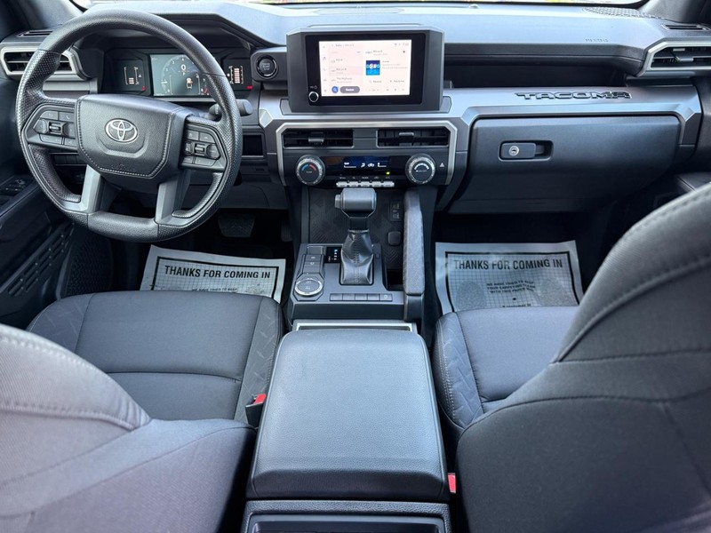 Toyota Tacoma 2WD Vehicle Image 12