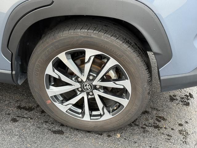Toyota Corolla Cross Vehicle Image 8