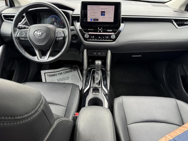 Toyota Corolla Cross Vehicle Image 12