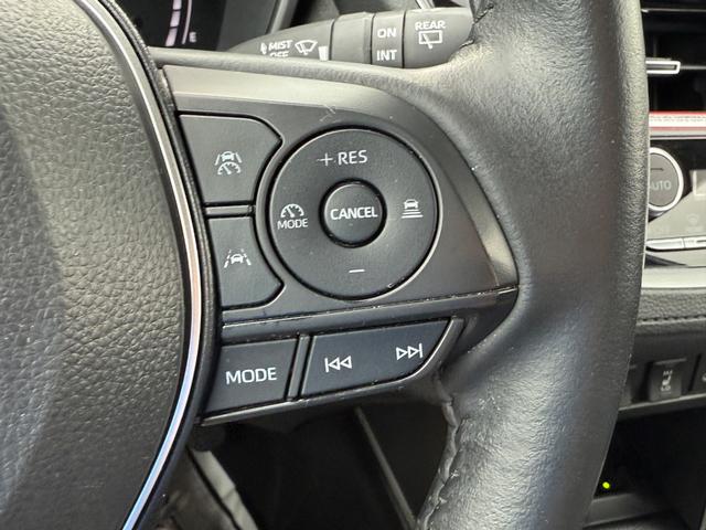 Toyota Corolla Cross Vehicle Image 18