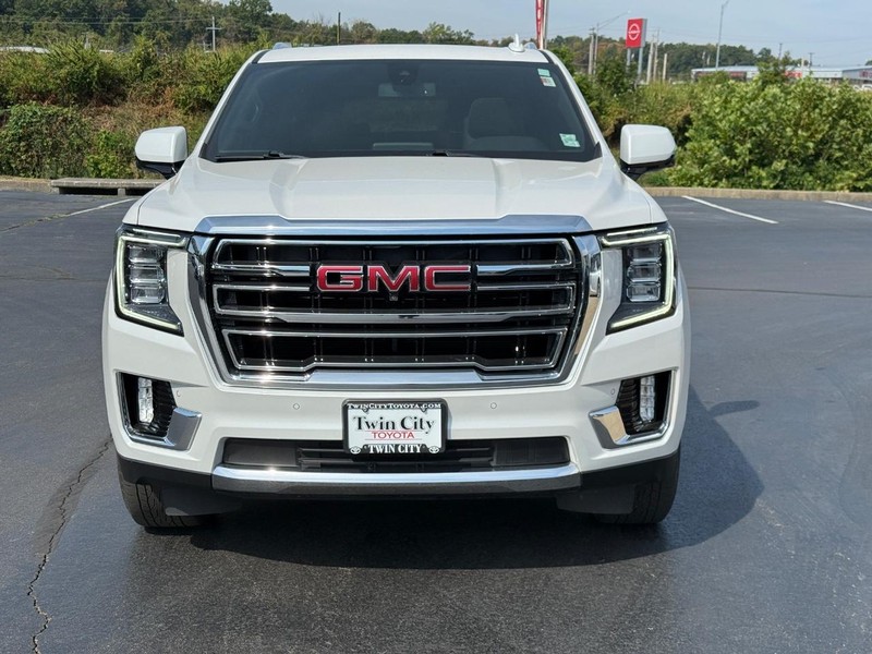 GMC Yukon Vehicle Image 10
