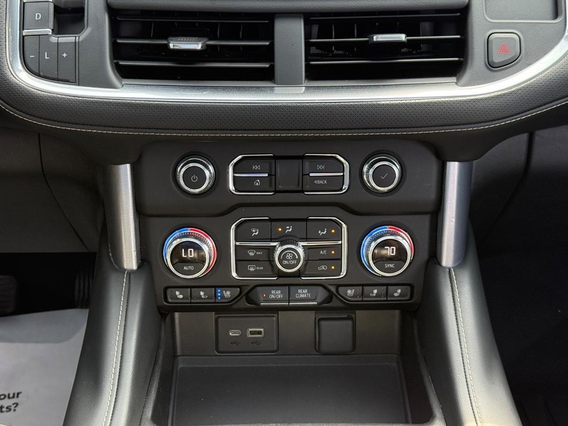 GMC Yukon Vehicle Image 16