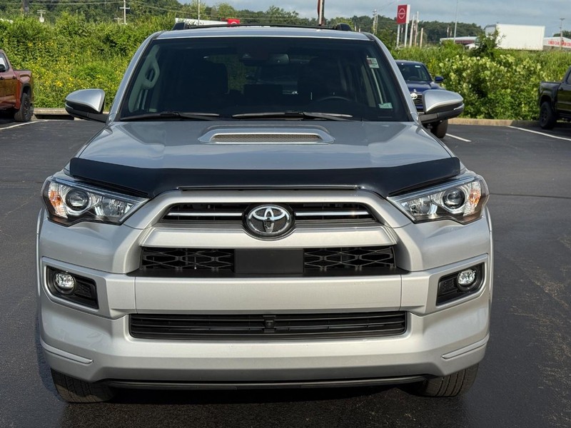 Toyota 4Runner Vehicle Image 10