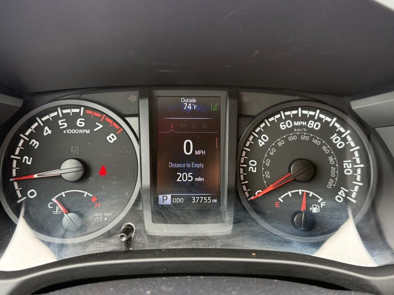 Toyota Tacoma 4WD Vehicle Image 20