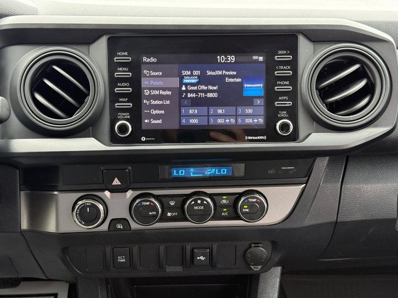 Toyota Tacoma 4WD Vehicle Image 14