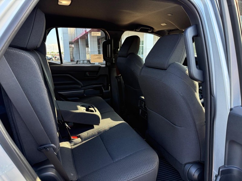 Toyota 4Runner Vehicle Image 6