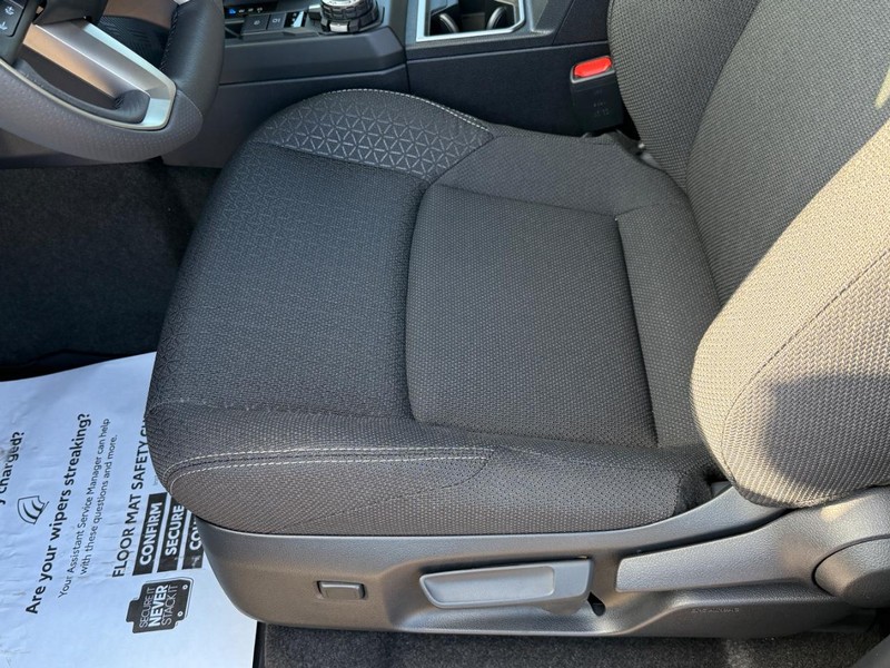 Toyota 4Runner Vehicle Image 11
