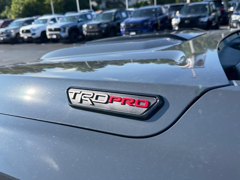 Toyota Tacoma 4WD Hybrid Vehicle Image 9