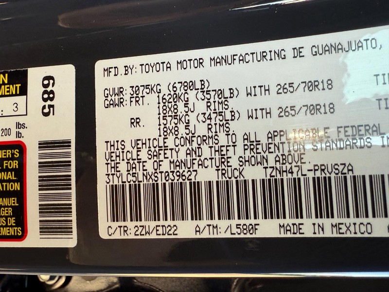 Toyota Tacoma 4WD Hybrid Vehicle Image 21