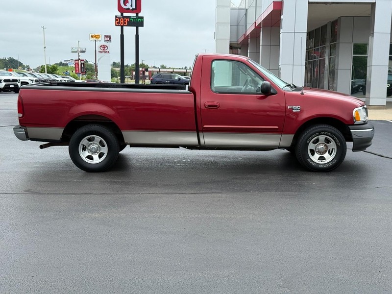 Ford F-150 Vehicle Image 2