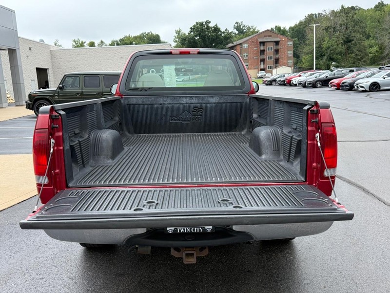 Ford F-150 Vehicle Image 4