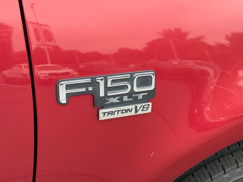 Ford F-150 Vehicle Image 10