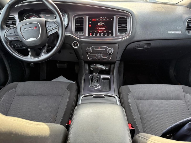 Dodge Charger Vehicle Image 11