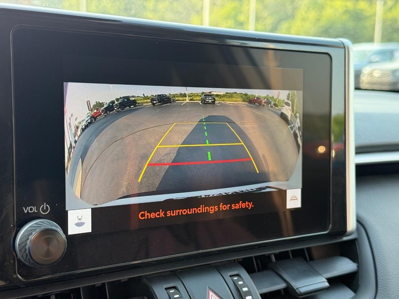 Toyota RAV4 Vehicle Image 20